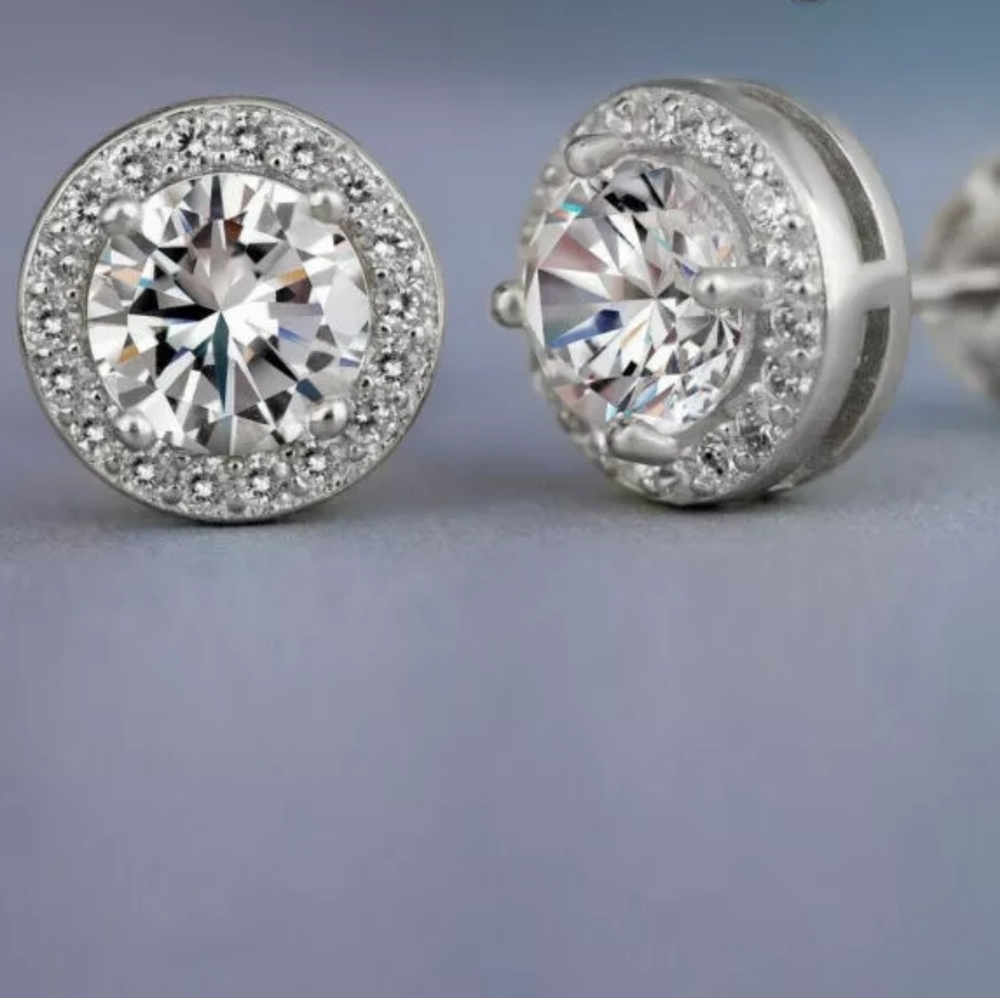 NEW STUD DIAMOND 💎 EARRINGS